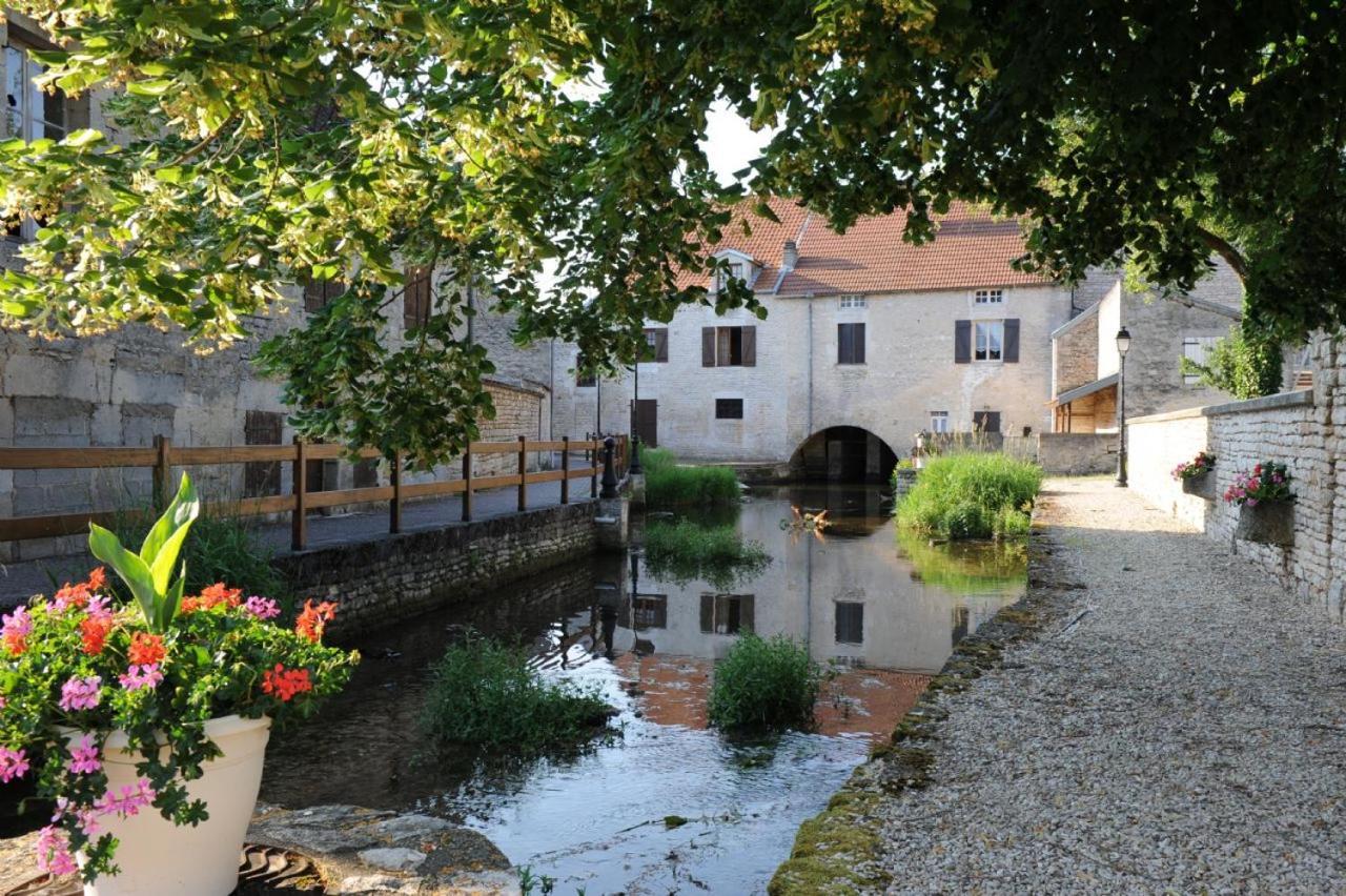 La Roulotte De Lois & Clara Hotel Arc-en-Barrois Kültér fotó